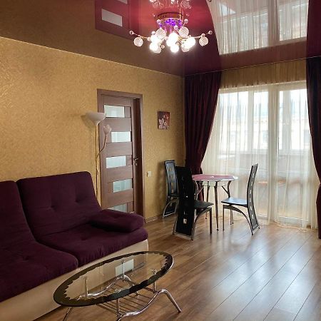 New Apartments With Panoramic Views On Avenue Nauky Charkov Buitenkant foto
