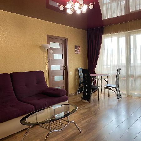 New Apartments With Panoramic Views On Avenue Nauky Charkov Buitenkant foto