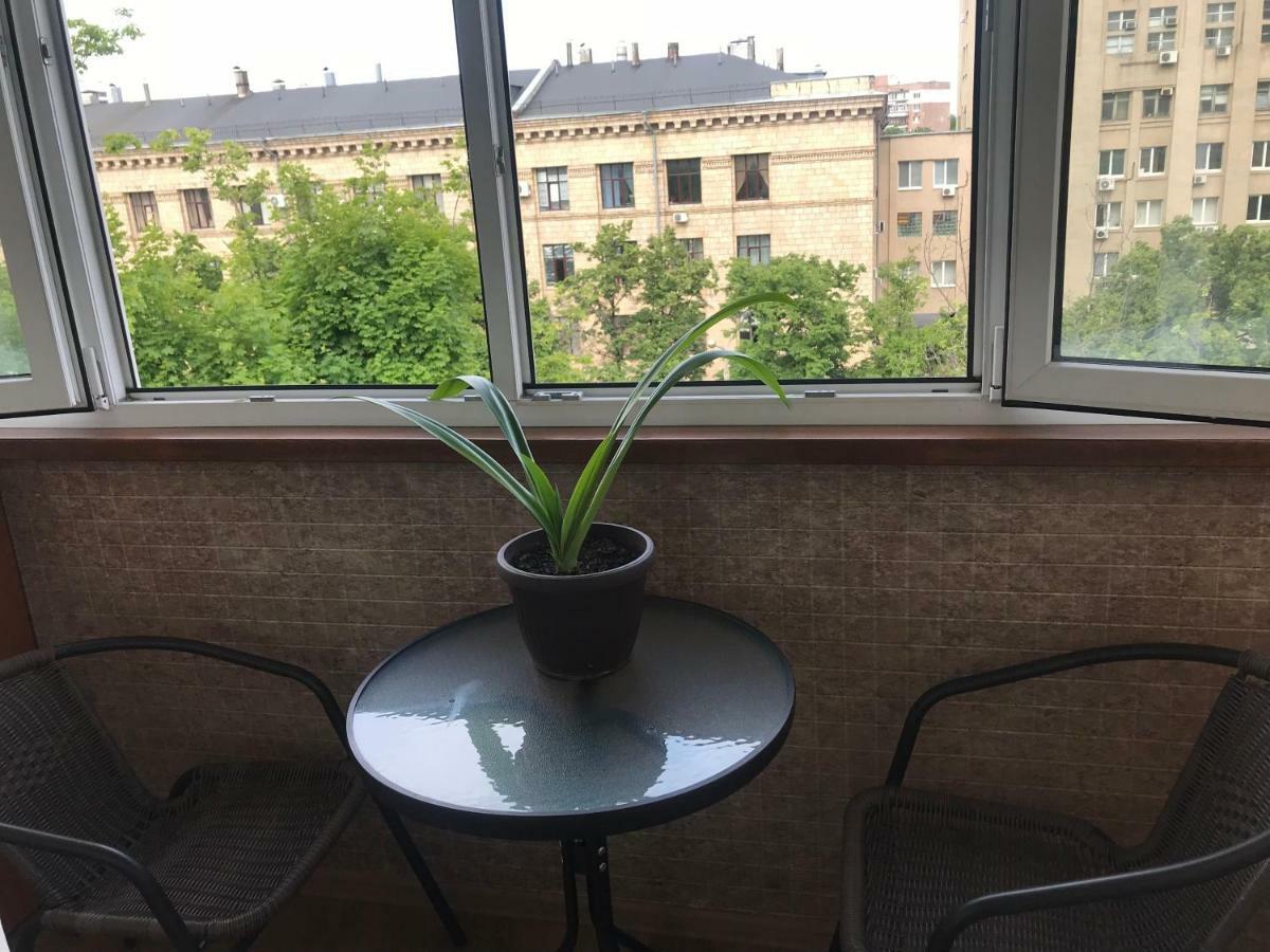 New Apartments With Panoramic Views On Avenue Nauky Charkov Buitenkant foto